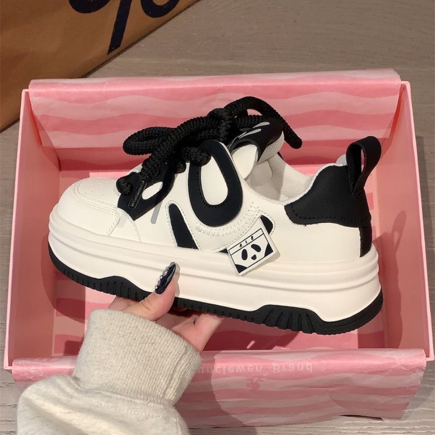 Damen Komfortable und stylische Sneaker von EB