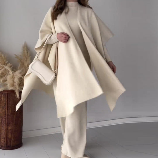 EB | Strick-Set mit Strickjacke, Oberteil und Hose