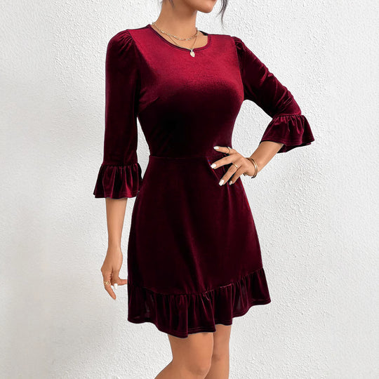Damen Samt-Minikleid mit taillierter Korsagenlinie, gerafften Volantärmeln und stufigem Saum Eichborn Berlin