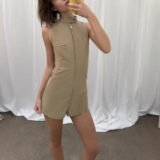 Damen Sportlicher Overall mit hohem Kragen und Reißverschluss EB