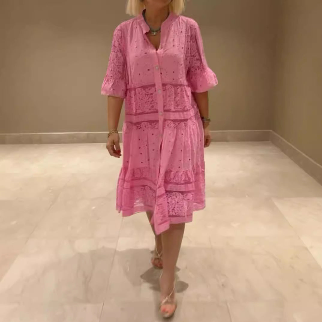 Damen nan romantisches Midikleid mit Broderie-Anglaise, durchgeknöpftem Oberteil, Stehkragen, halblangen Volantärmeln und stufigem Saum EB