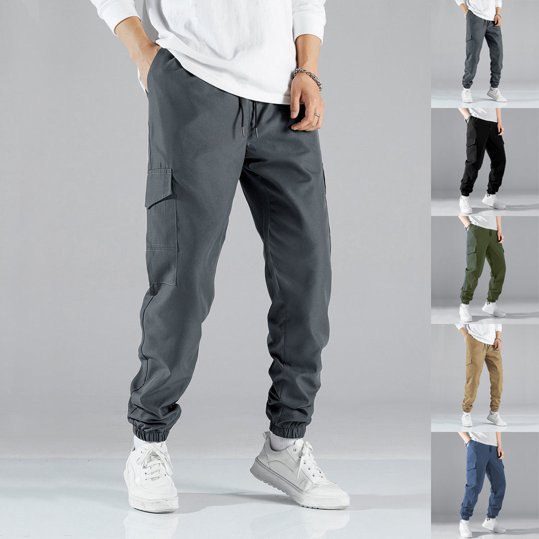 Herren nan Cargo-Jogginghose mit elastischem Tunnelzugbund und aufgesetzten Klappentaschen EB