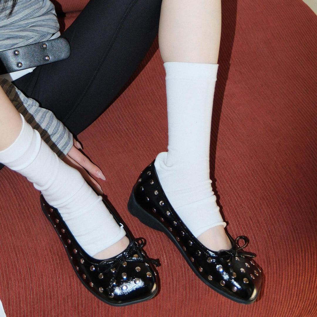 Damen elegante Ballerinas mit modischem Nieten-Detail EB