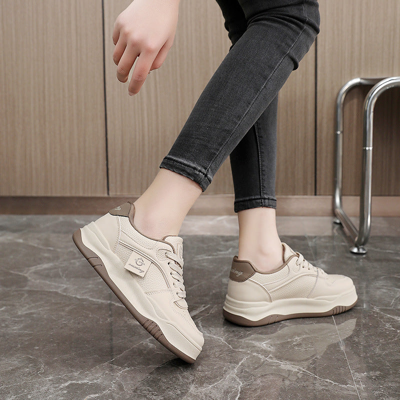 Damen Sportliche Sneakers mit dämpfendem Profil und stylischem Design EB
