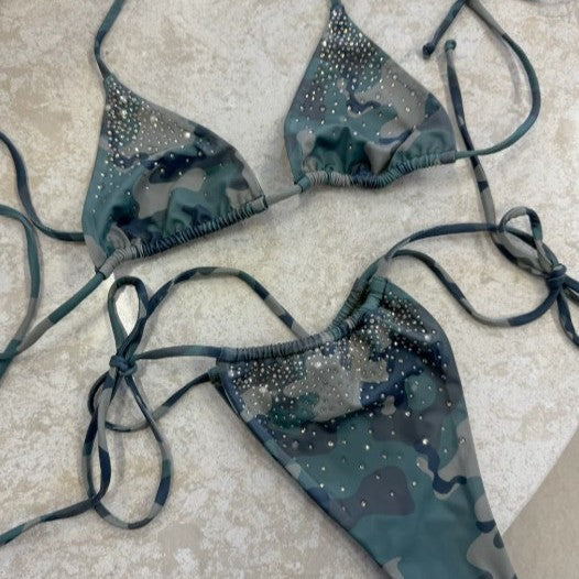 Damen Triangel-Bikini mit schimmernden Details EB