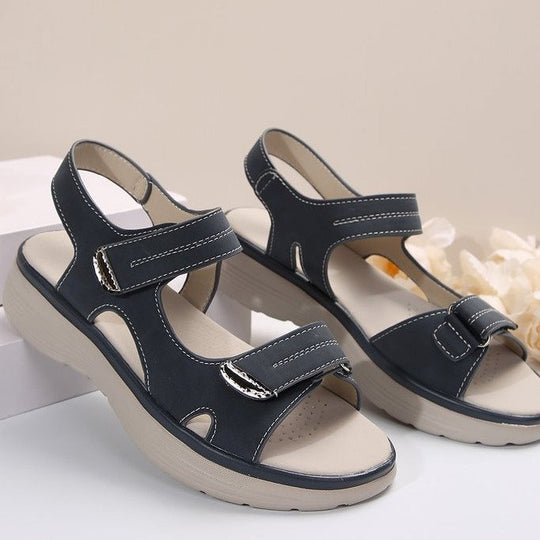 Damen Komfortable Riemensandalen mit verstellbaren Klettverschlüssen EB