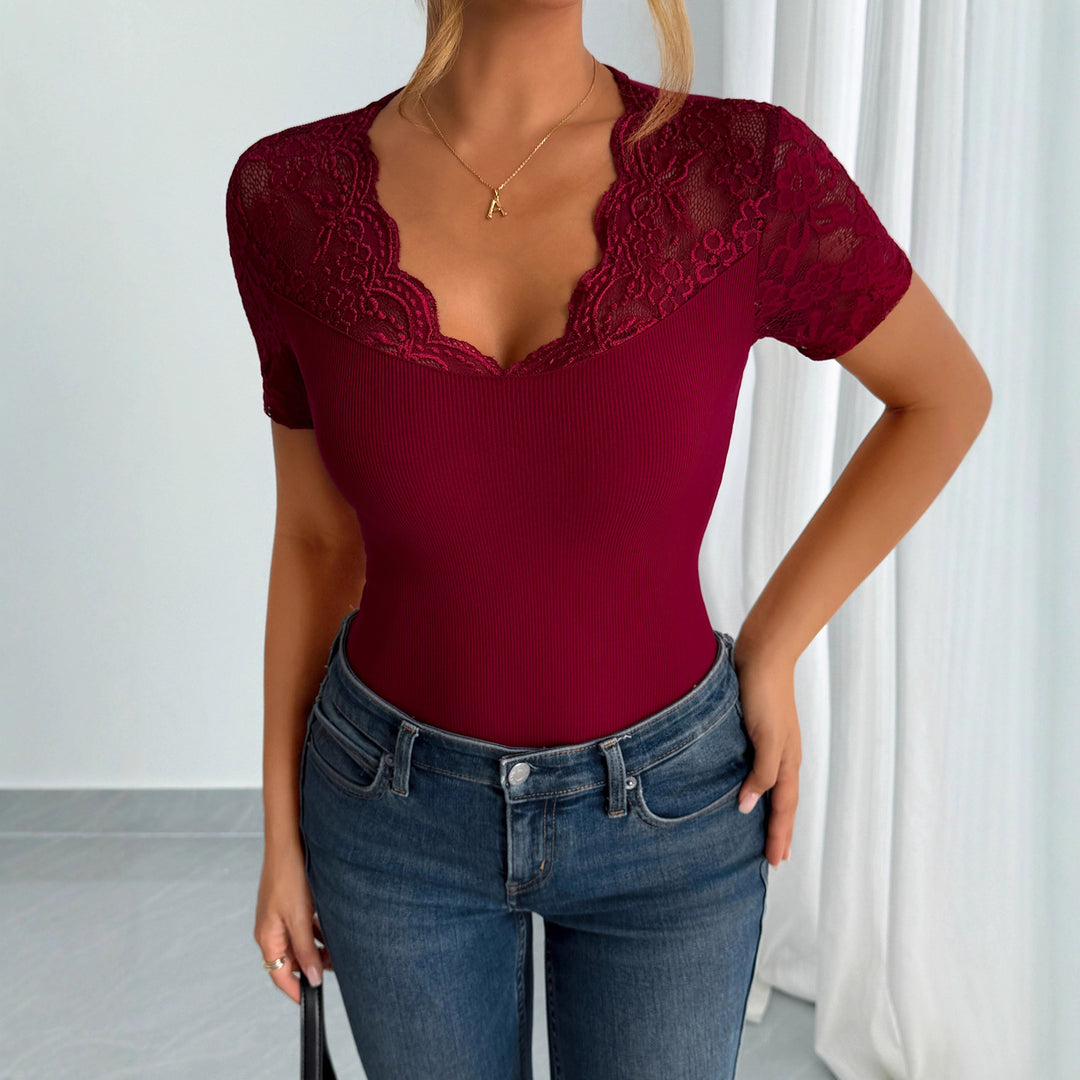 Damen nan figurbetontes Kurzarm-Top mit Spitzenbesatz und V-Ausschnitt EB