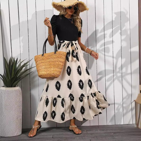 Damen Maxikleid mit voluminösem Rock und tailliertem Oberteil EB