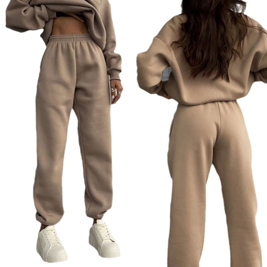 Damen Sportlicher Sweatanzug mit hochschließendem Kragen EB