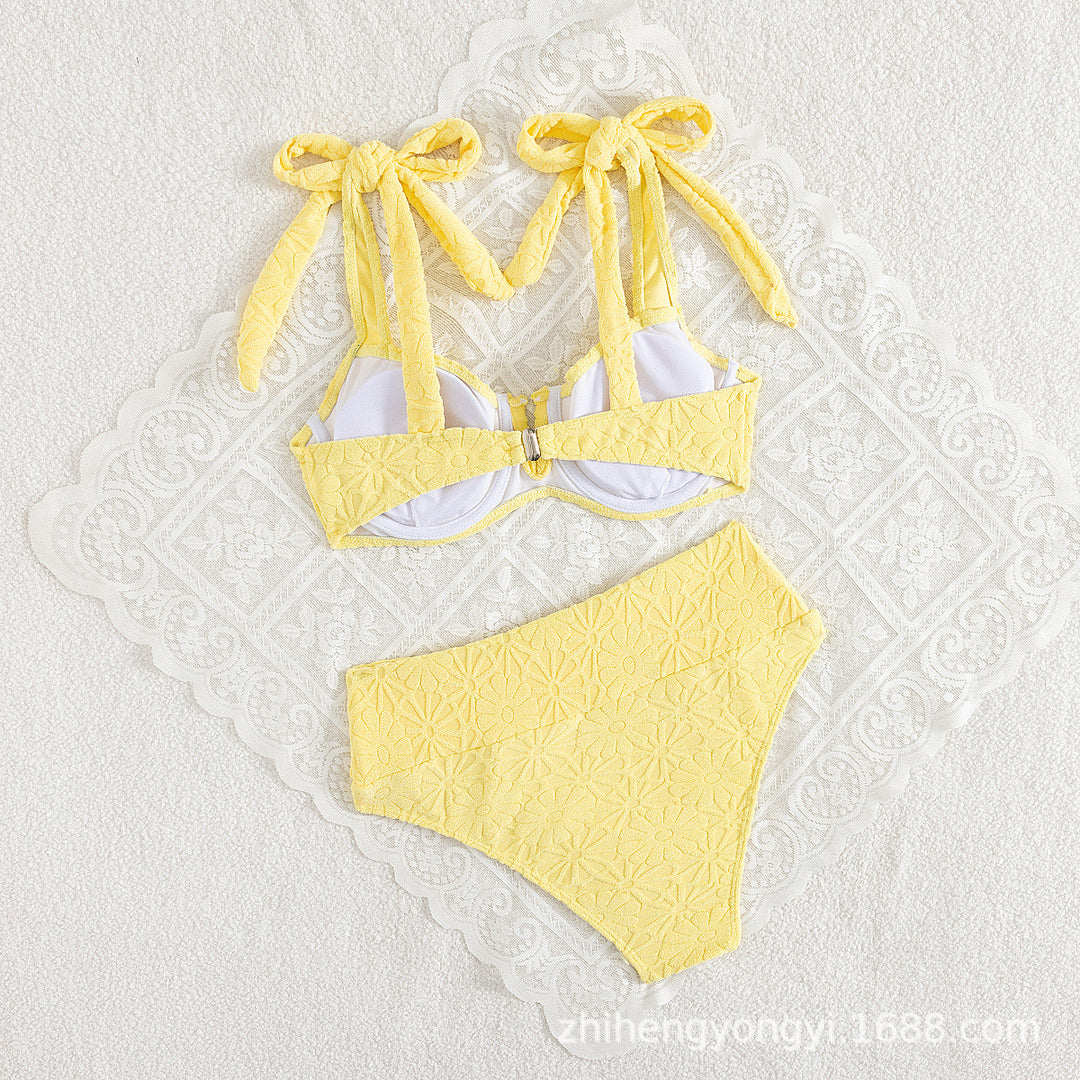 Damen Hochgeschnittener Bikini mit verspieltem Bindungssystem EB