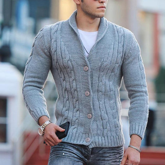 Herren Strickjacke mit einzigartigem Zopfmuster und modischem Schalkragen EB