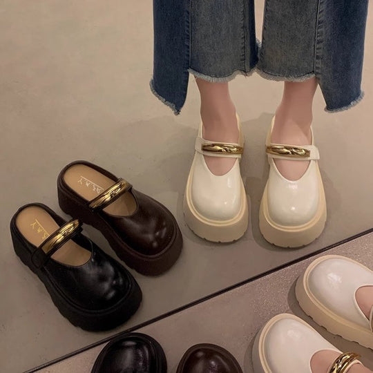 Damen Modische Plateau-Clogs mit glänzendem Detail und rutschfester Sohle EB