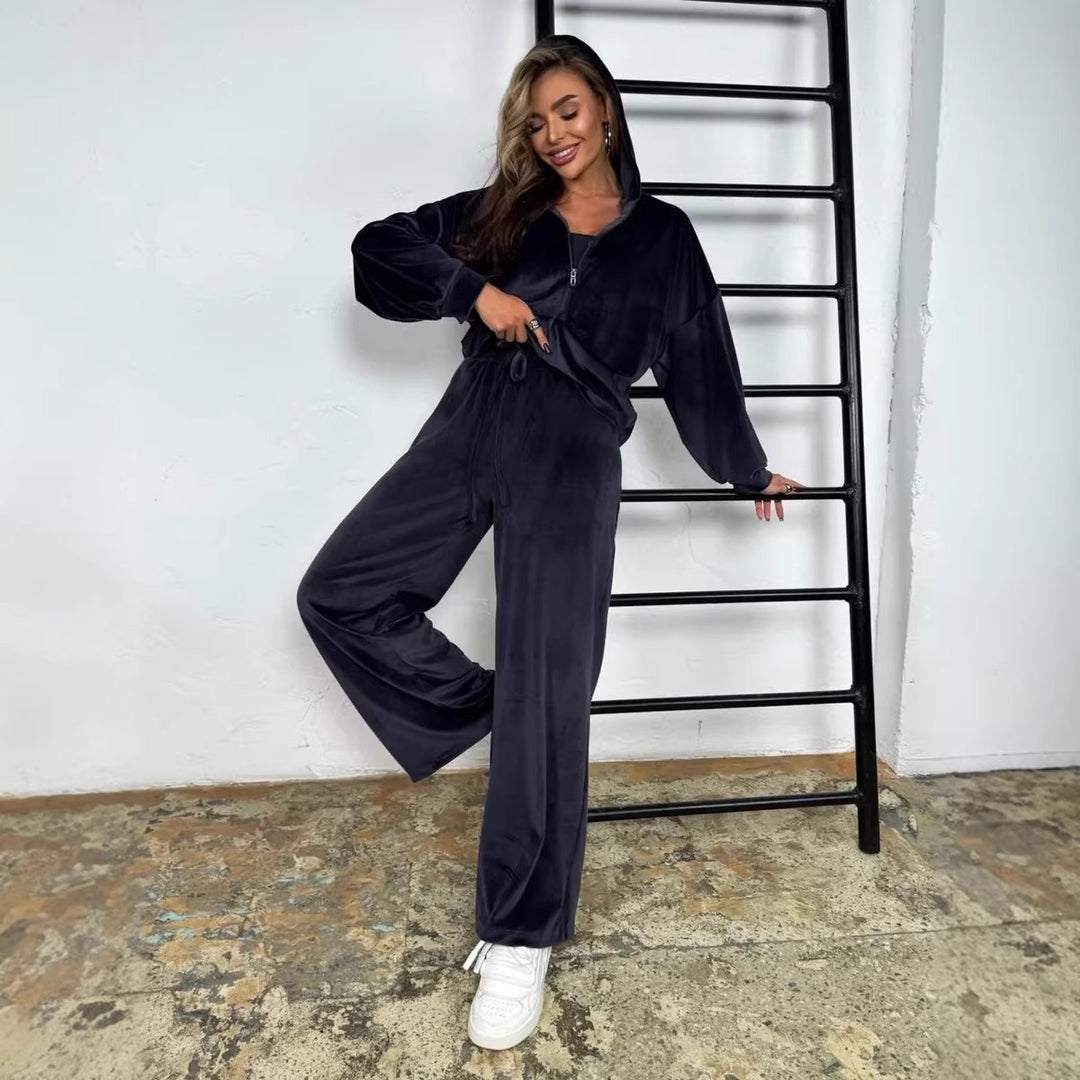 Damen luxuriöses Velours-Lounge-Set mit kurzem Reißverschluss-Hoodie und weitem High-Waist-Hose Eichborn Berlin
