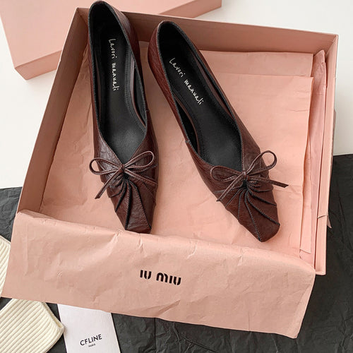 Damen elegante Ballerina-Schuhe mit modischem Schleifendetail und komfortablem Blockabsatz EB
