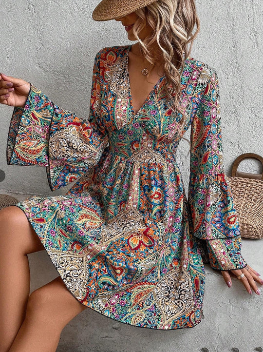Damen V-Ausschnitt Kleid mit weiten Ärmeln und Paisleymuster EB