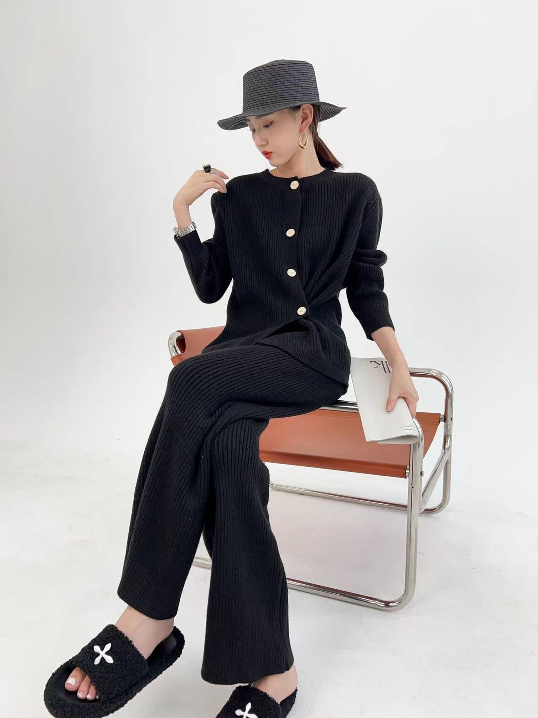 Damen Stricksatz mit Knopfleiste und weitem Bein EB