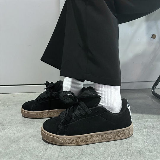Damen Sportliche Sneaker aus hochwertigem Wildleder mit dämpfender Sohle EB