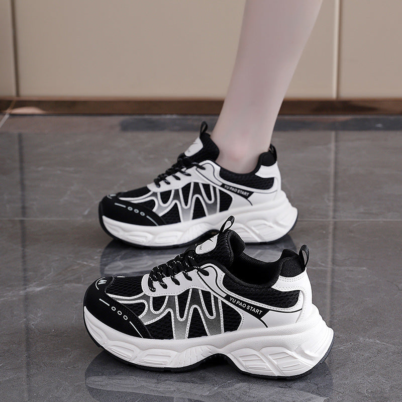 Damen Sportliche Sneakers mit atmungsaktivem Mesh-Obermaterial und dämpfendem Komfort EB
