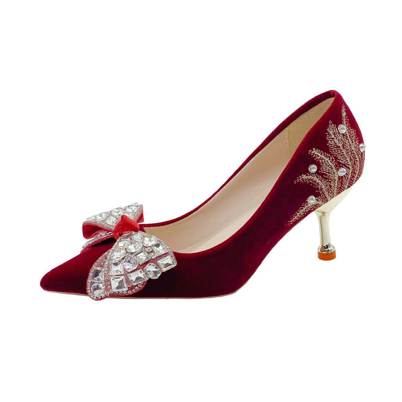 Damen Glamouröse Pumps mit funkelndem Schmuckdetail und eleganter Schleife EB