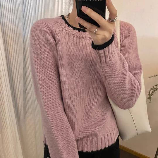 Damen Modischer Pullover mit strukturiertem Saum und kontrastierenden Ärmeln EB