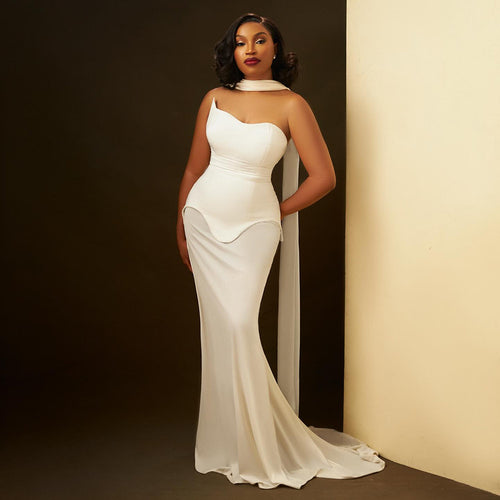 Damen Maxikleid mit asymmetrischem Ausschnitt und figurbetontem Schnitt EB