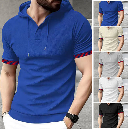 Herren nan schmal geschnittenes Kurzarm-Kapuzenshirt im Polostil mit Henley-Ausschnitt und karierter Ärmelmanschette EB