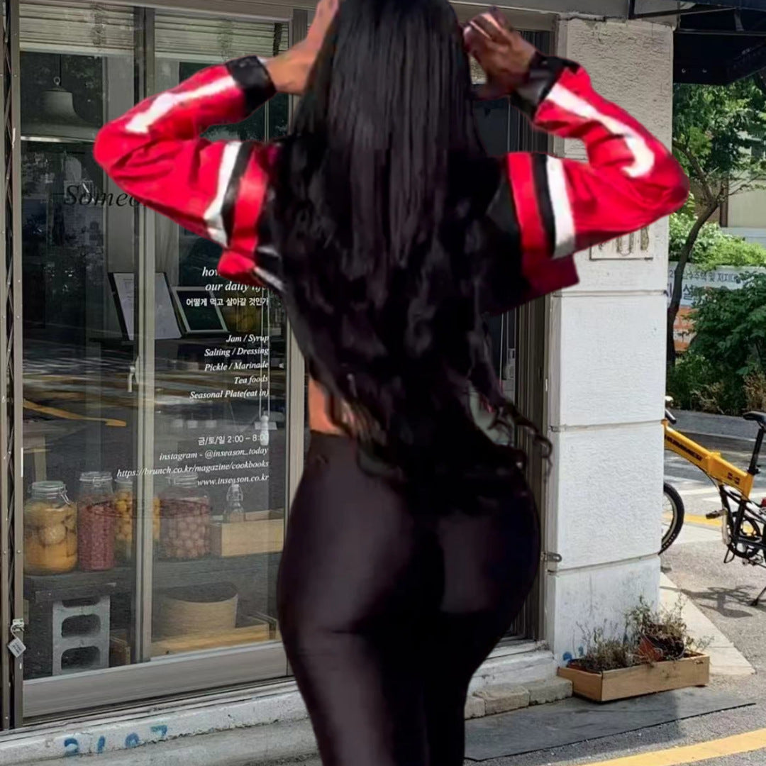 Damen cropped Kunstlederjacke im auffälligen Design EB