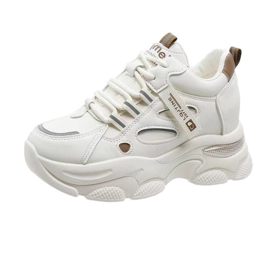 Damen Sportliche Sneakers mit luftiger Mesh-Oberfläche und robuster Sohle EB