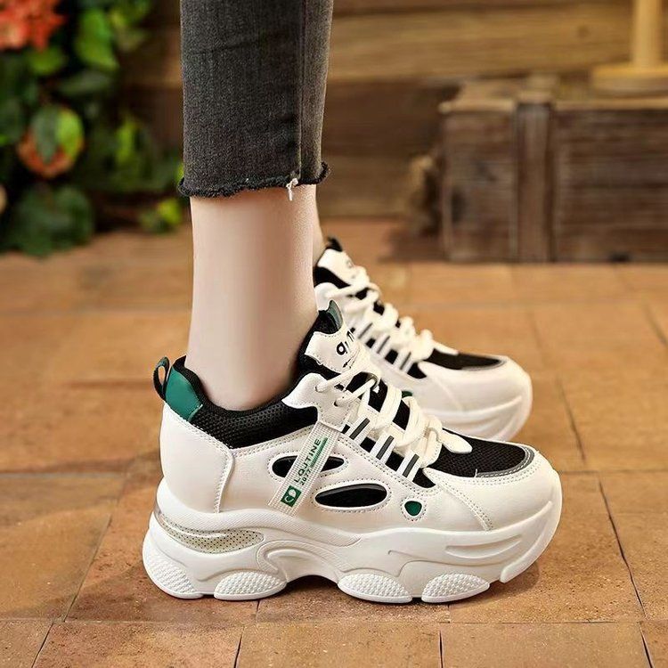Damen Sportliche Chunky-Sneaker mit atmungsaktiver Mesh-Oberfläche und rutschfester Sohle EB