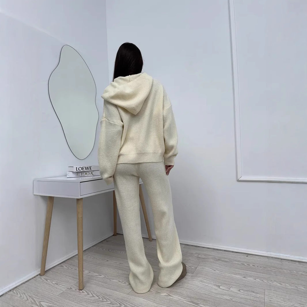 Damen elegantes kaschmirähnliches Strick-Set mit asymmetrischem Wasserfallkragen und fließender Palazzo-Strickhose Eichborn Berlin