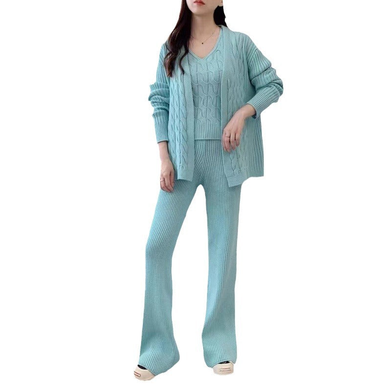 Damen Feinstrick-Ensemble mit originellem Zopfmuster und weiten Hosen EB