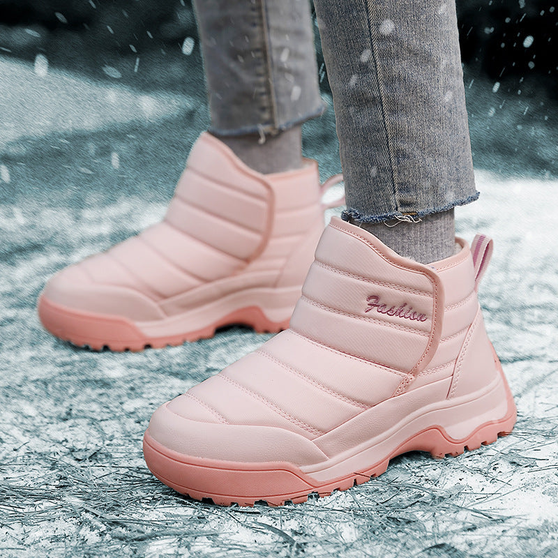 Damen Winterliche Sneakerboots mit isolierender Polsterung und rutschfester Sohle EB