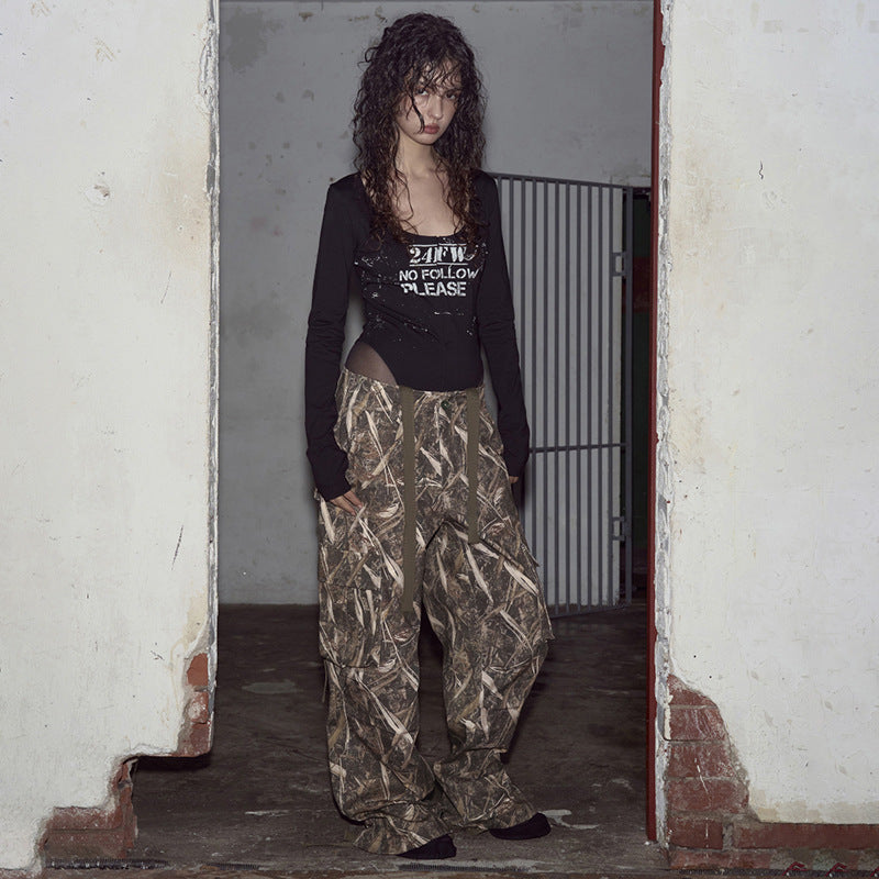 Damen Utility-Hosen im Camouflagedesign mit verstellbarem Bund und praktischen Seitentaschen EB