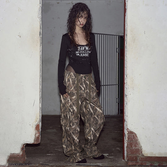 Damen Utility-Hosen im Camouflagedesign mit verstellbarem Bund und praktischen Seitentaschen EB