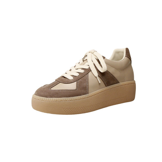 Damen Sneaker mit platziertem Materialmix und modischem Plateau EB