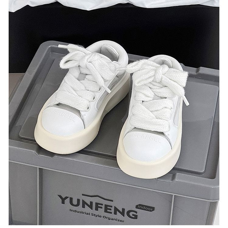 Damen modische Sneaker mit dämpfender Plateau-Sohle und stylischen Akzenten EB