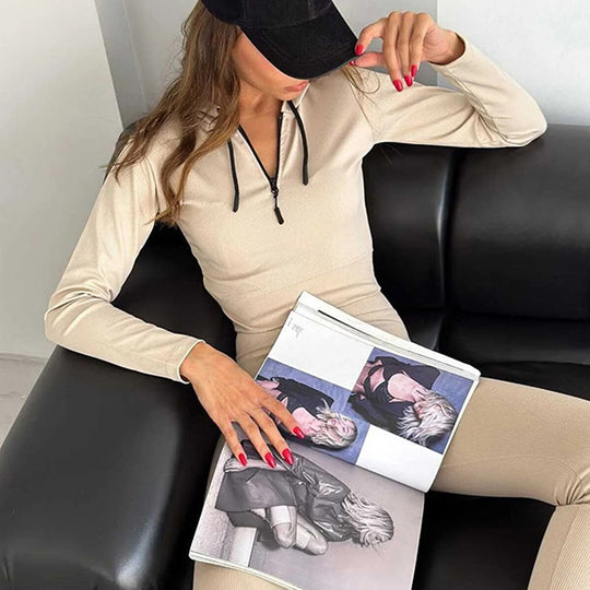 Damen figurnahes Rippjersey-Halbzip-Set mit tailliertem Longsleeve und High-Waist-Leggings EB