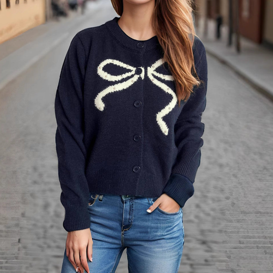 Damen Strickjacke mit verspieltem Schleifenmotiv und hochwertigen Knopfdetails EB