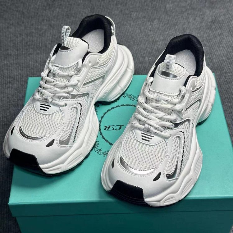 Damen Sportliche Sneakers mit atmungsaktivem Netz-Obermaterial und dämpfender Sohle EB
