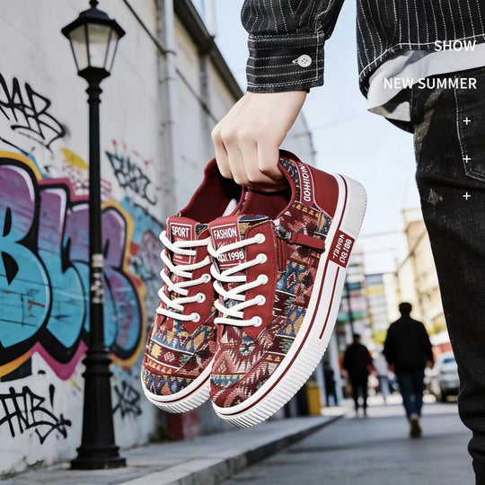 Damen Modische Sneakers mit einzigartigem Ethno-Muster und strapazierfähigem Obermaterial EB