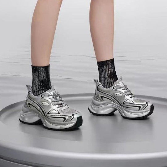 Damen Sportliche Sneaker mit reflektierenden Elementen und gepolsterter Laufsohle EB