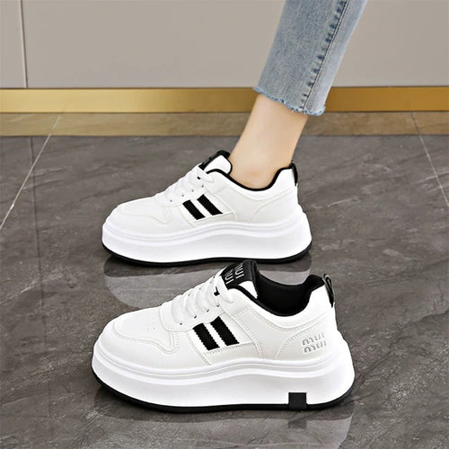 Damen Trendige Plateau-Sneaker mit weicher Polsterung und rutschfester Sohle EB