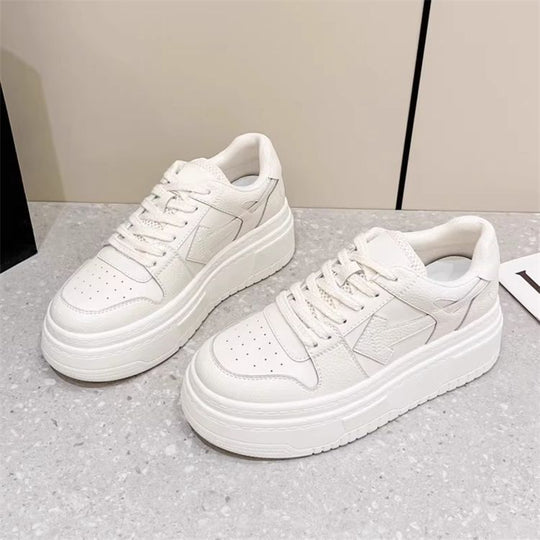 Damen Sneaker mit hohem Plateau und sportlichem Design EB