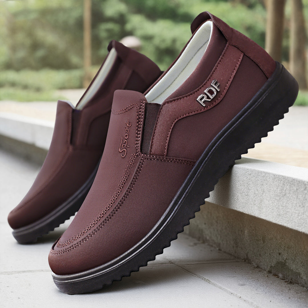 Damen Elegante Slip-On Freizeitschuhe mit Komfortsohle und rutschfester Außensohle EB