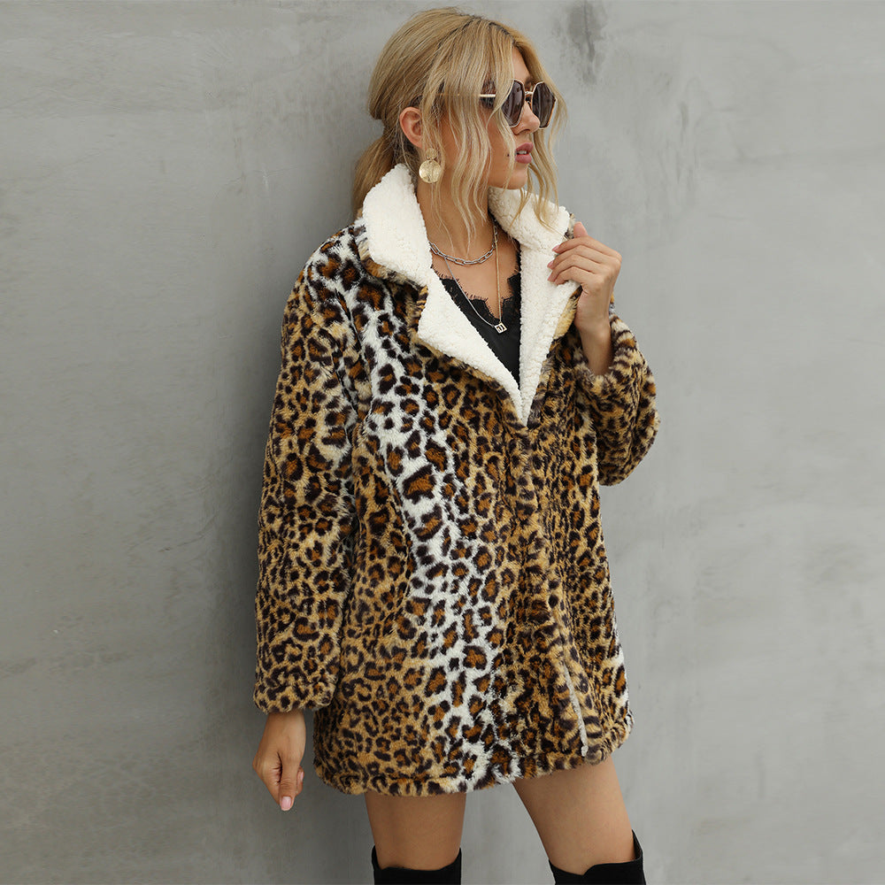 Damen Kuscheliger Leopardenfellmantel EB