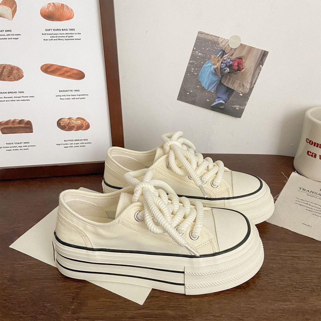 Damen Fashion Plateau Sneakers mit robustem Obermaterial und gestreiftem Sohlenprofil EB