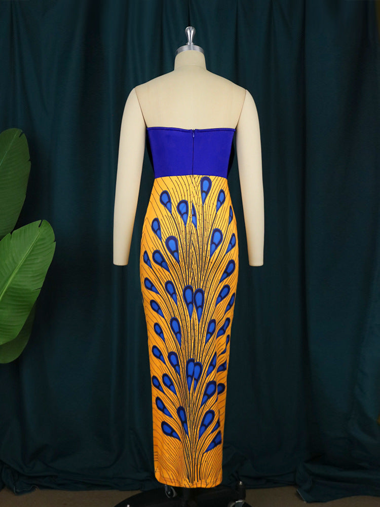 Damen figurbetontes Kleid mit eleganter Drapierung und auffälligem Mustermix EB