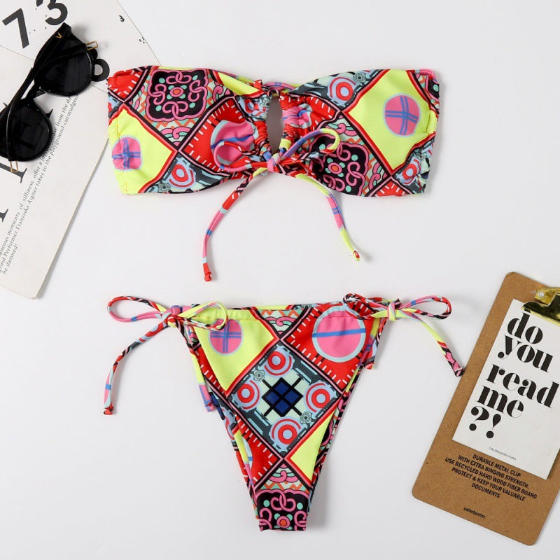 Damen Bandeau-Bikini mit aufregendem Mustermix und verstellbaren Trägern EB