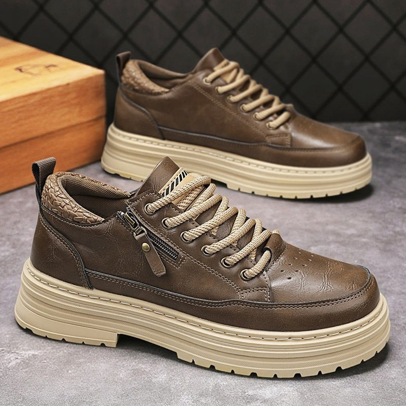 Herren robuste Lederoptik Plateau-Sneaker mit seitlichem Reißverschluss, gepolstertem Knöchelkragen und griffiger Wellenlaufsohle EB