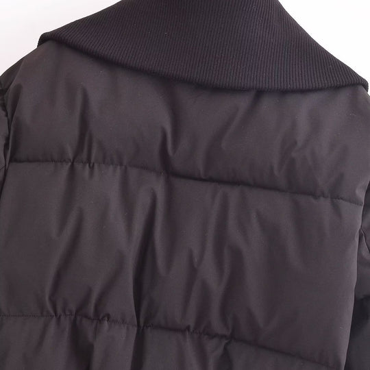 Damen modische Steppjacke mit hohem Kragen und praktischen Reißverschlusstaschen EB